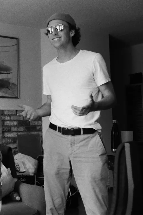 Jack Kellems ha trabajado con Larson McDonald en 1 ocasiones