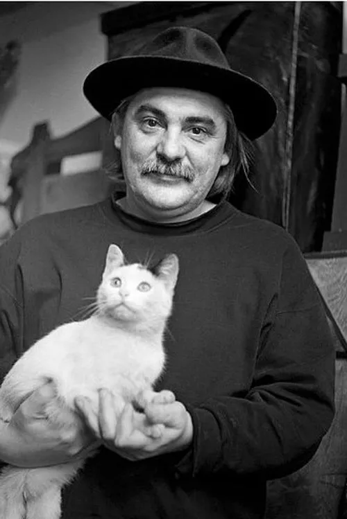 Péter Dobai ha trabajado con László feLugossy en 2 ocasiones