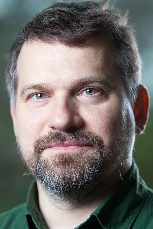 Aaron Michael Drozin ha trabajado con László Keszég en 1 ocasiones