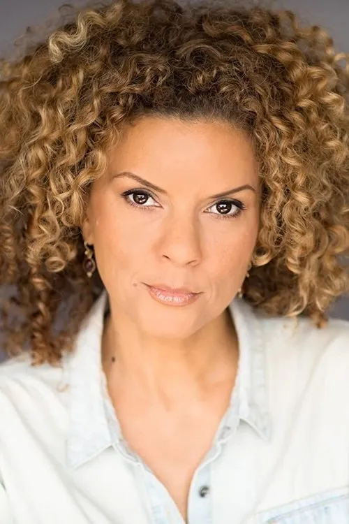 Laura Jane Jones interpretando a Background Vocals