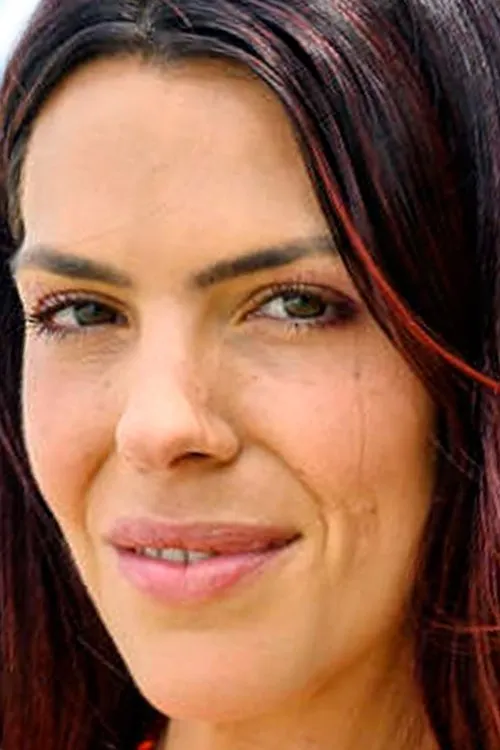 Laura Matamoros — personaje: Concursante