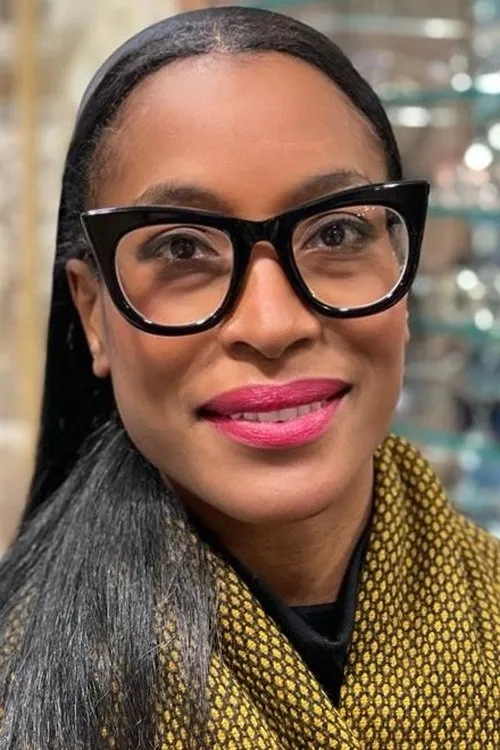 Laura Mayne interpretando a Self - Native