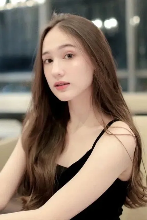 Rayensyah Rassya Hidayah ha trabajado con Laura Moane en 1 ocasiones