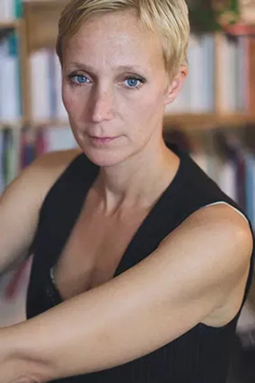 Laura van Maaren — personaje: Laure