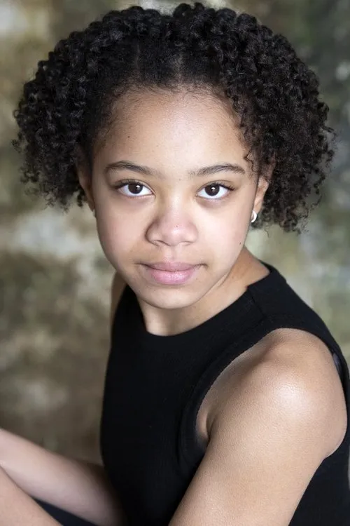 Lauren Brady interpretando a Alice