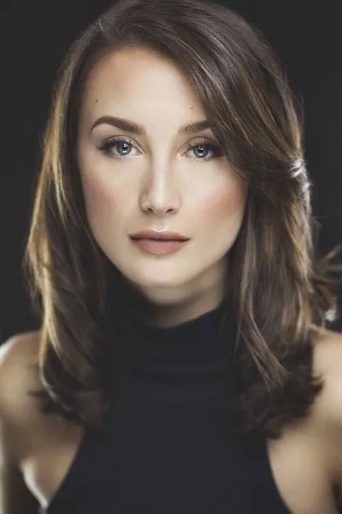 Lauren Maynard interpretando a Delilah