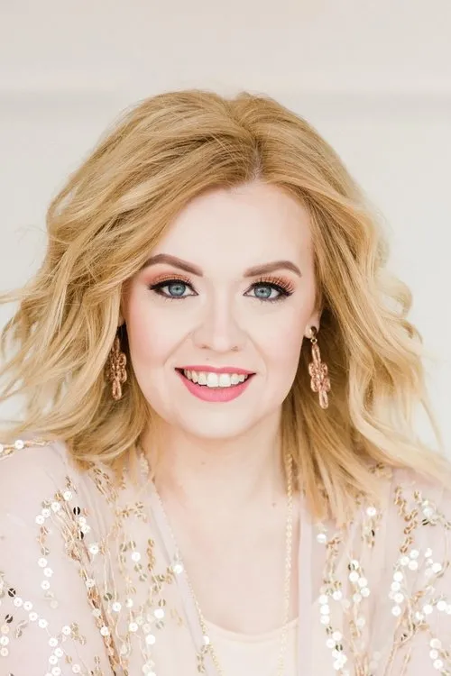 Roger Bennett ha trabajado con Lauren Talley en 1 ocasiones