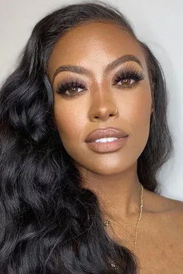 Lauren Williams en su biografía y filmografía