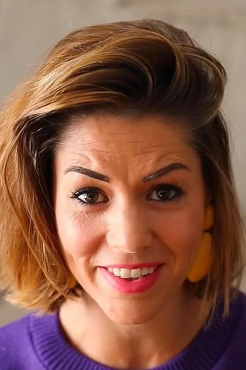 Laurie Peret interpretando a Stéphanie