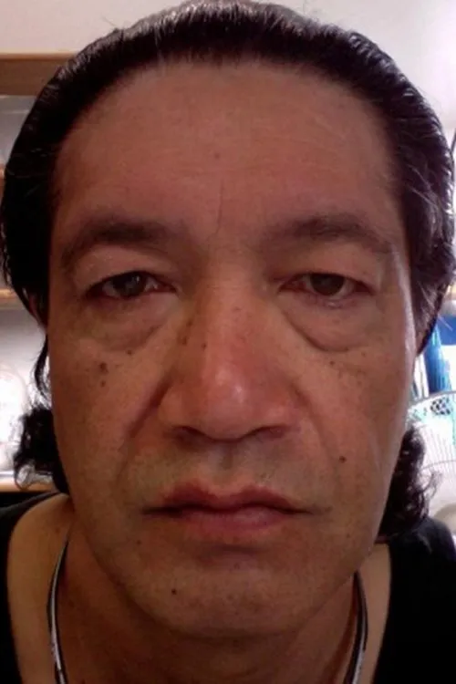 Lawrence Wharerau — personaje: Kingi