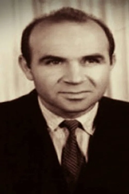 Ndrek Luca ha trabajado con Lazër Filipi en 5 ocasiones