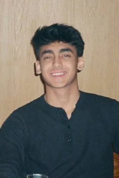 Alif Rivelino ha trabajado con Lazuardy Mifzal en 1 ocasiones