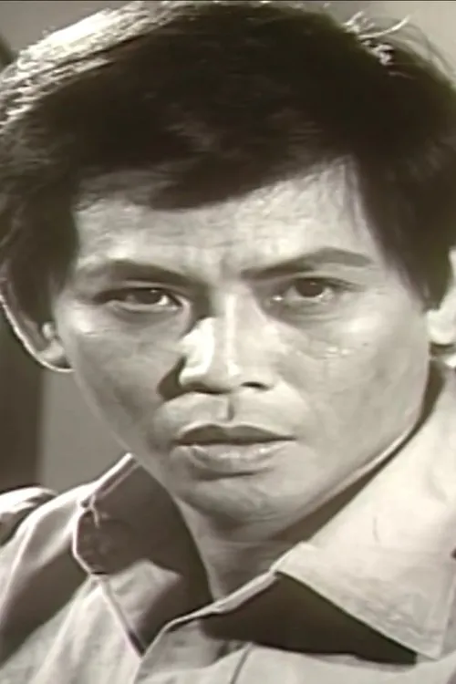 Lê Minh Tuấn interpretando a Cò Mi Ng?c