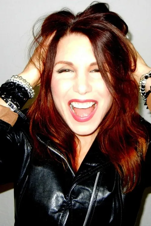 Lee Aaron interpretando a Vocal, Guitar