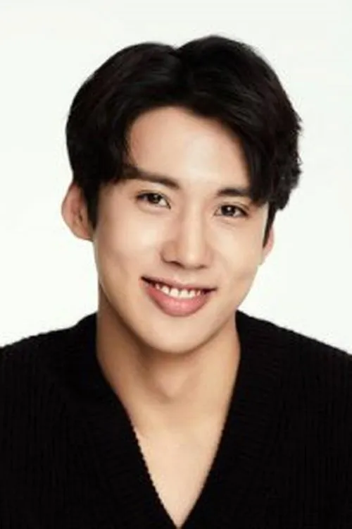 Lee Chan Woo — personaje: Yoon Do Kyung