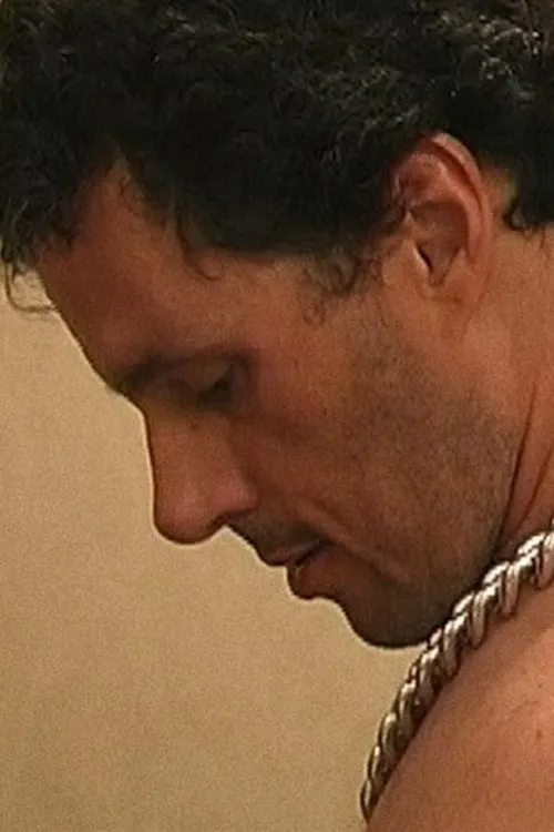 Alex ha trabajado con Lee Clifford en 3 ocasiones