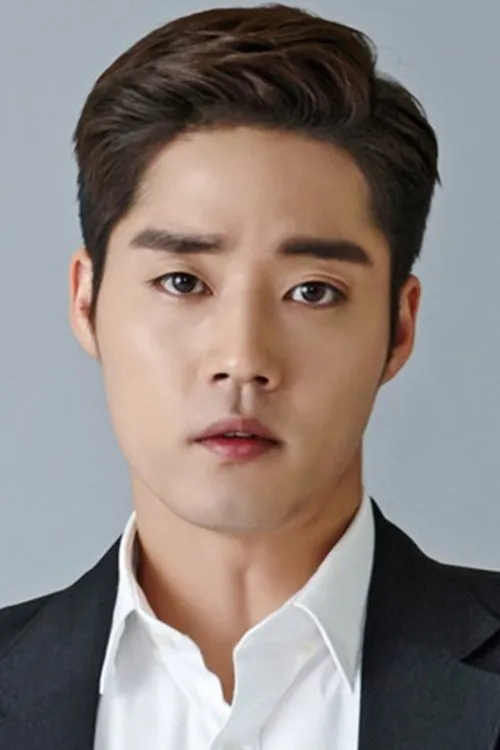 Lee Ha-yul — personaje: Seo Suk-Jin