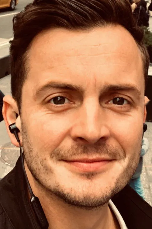 Hemi Yeroham ha trabajado con Lee Honey-Jones en 1 ocasiones