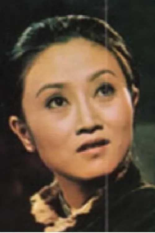 Lee Hung interpretando a Master Shi's wife