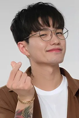 Lee Jeong-hoon en su biografía y filmografía