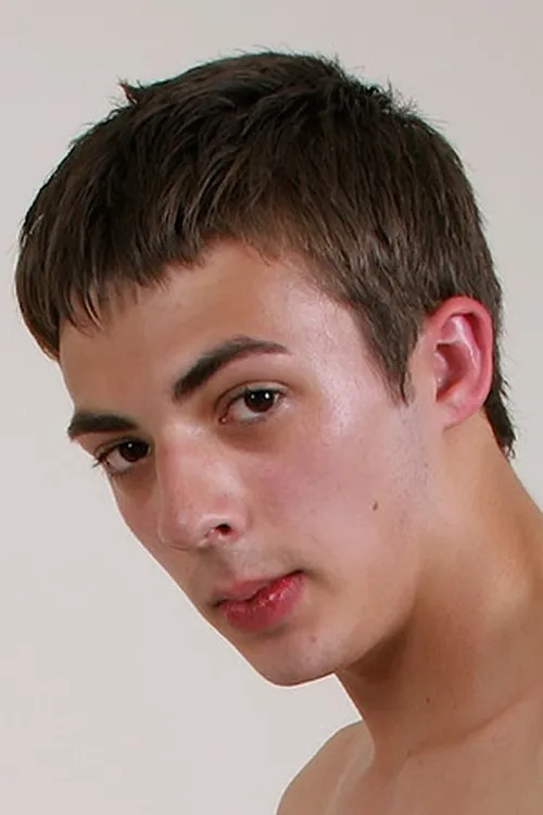 Hero Howard ha trabajado con Lee Knight en 1 ocasiones