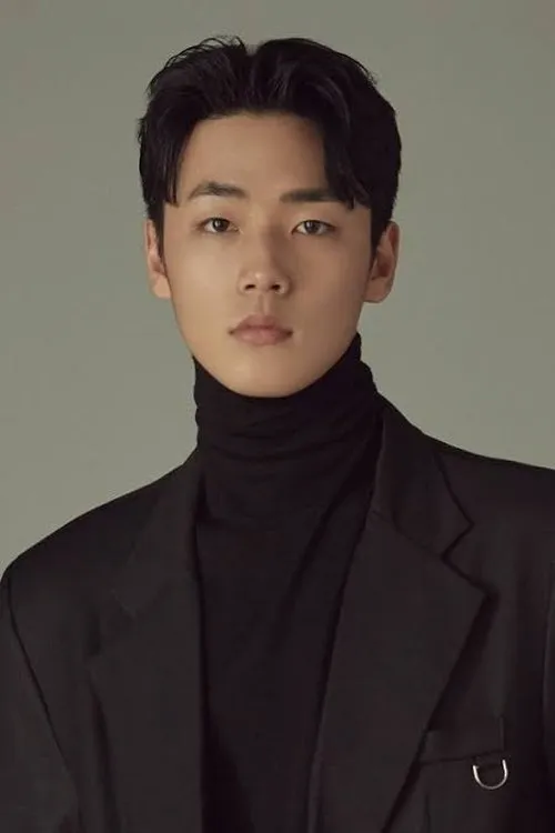 Lee Min-jae — personaje: Ko Hyeon-tak