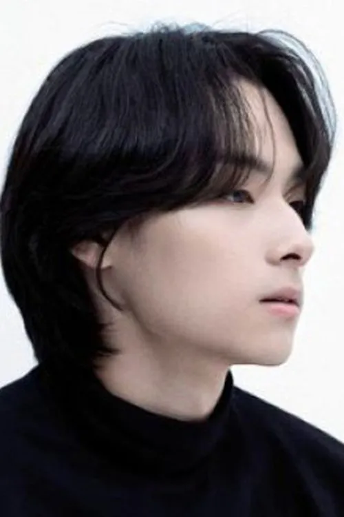 Lee Ye-hwan — personaje: Kim Ji Oh