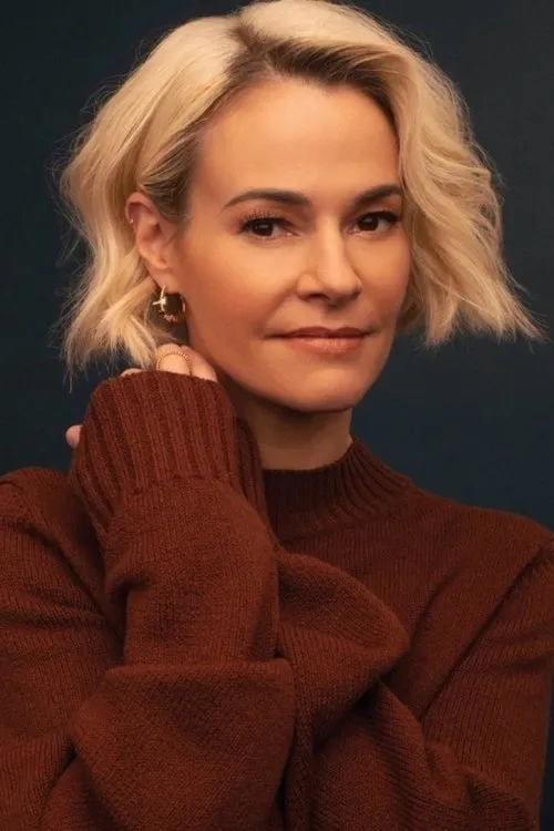 Douglas Roberts ha trabajado con Leisha Hailey en 1 ocasiones