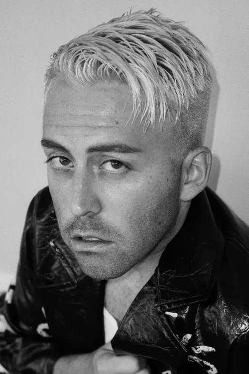 Leland — personaje: Himself