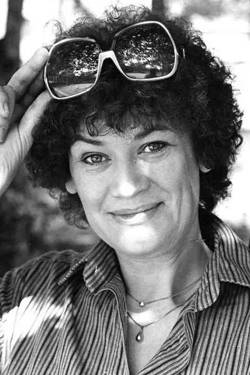 Lena Hansson interpretando a The Sallow Girl