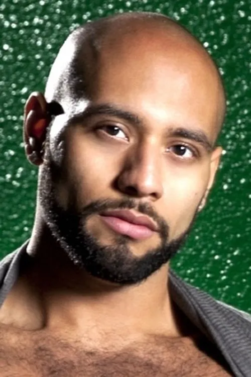 Leo Forte interpretando a (archive footage)