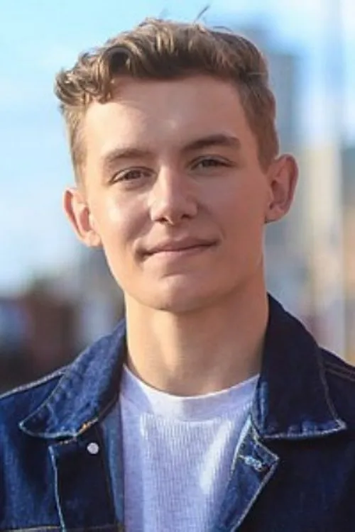 Leo Frost interpretando a 