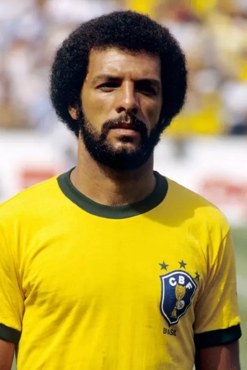 Leovegildo Júnior interpretando a Himself