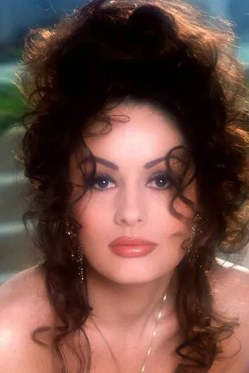 Leslie Glass interpretando a 