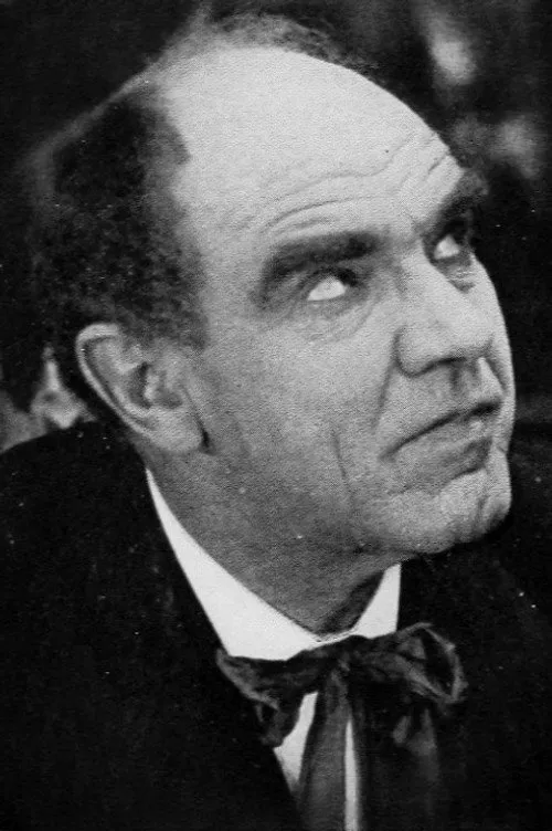 Howard Truesdale ha trabajado con Leslie Stowe en 2 ocasiones