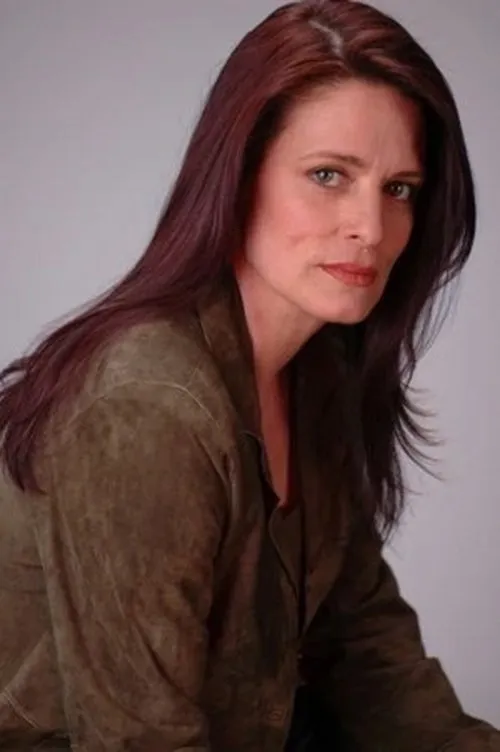 Mollee Gray ha trabajado con Leslie Wing en 3 ocasiones