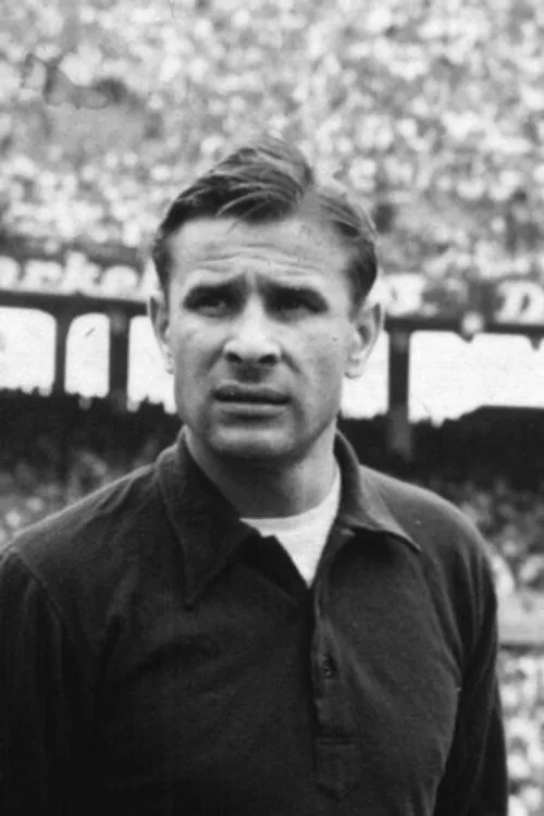 Igor Chislenko ha trabajado con Lev Yashin en 1 ocasiones