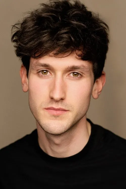 Ash Matthews ha trabajado con Lewis Peek en 1 ocasiones