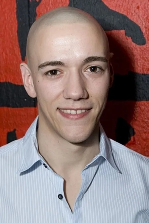 Steve North ha trabajado con Lewis Peploe en 1 ocasiones