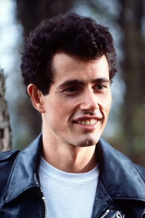 Lewis Smith — personaje: Steven (segment "Last Man On Earth")