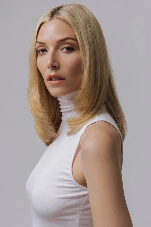 Lexa Gluck interpretando a Norma