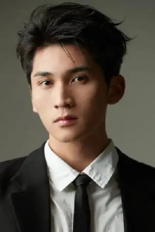 Li Si Yang — personaje: Lu Xin