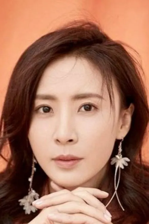 Li Yue Xi — personaje: Tian Hui Hui