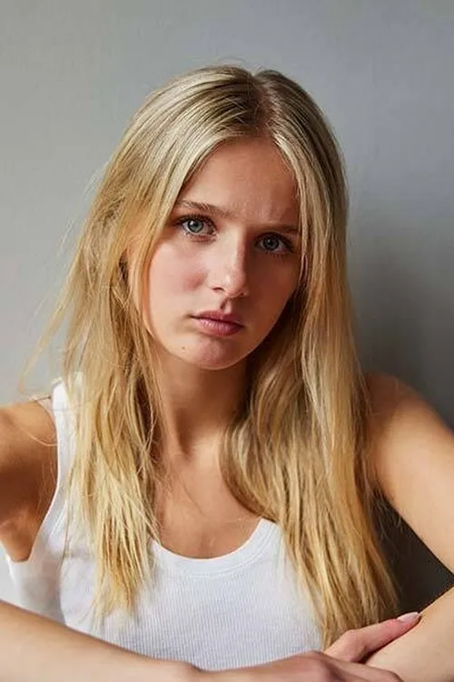 Lieselotte Voß interpretando a Emma