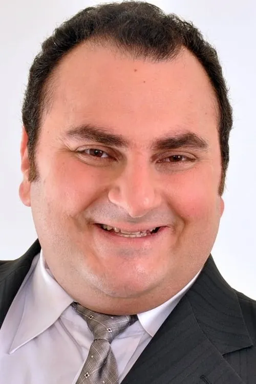 Liéser Touma — personaje: Tio Passarinho