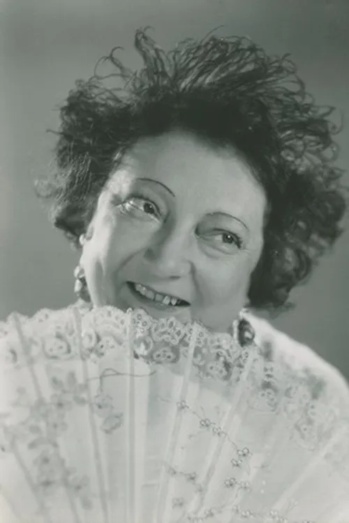 Lili Ziedner interpretando a