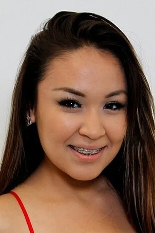 Lily Lust interpretando a 