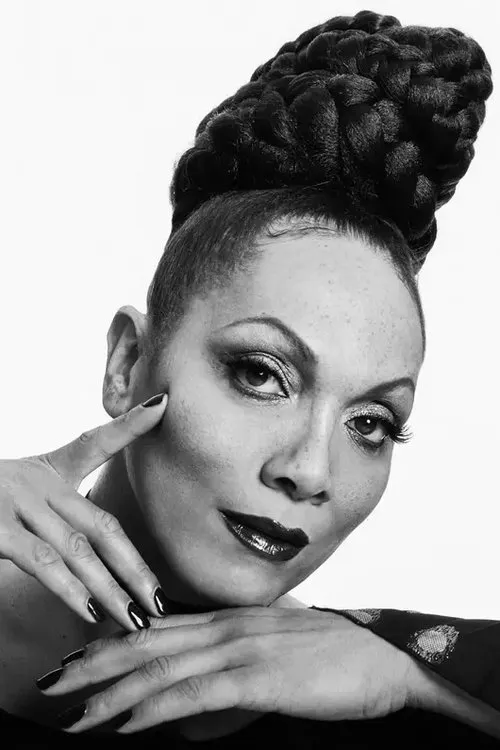 Harris Reed ha trabajado con Lina Bradford en 1 ocasiones