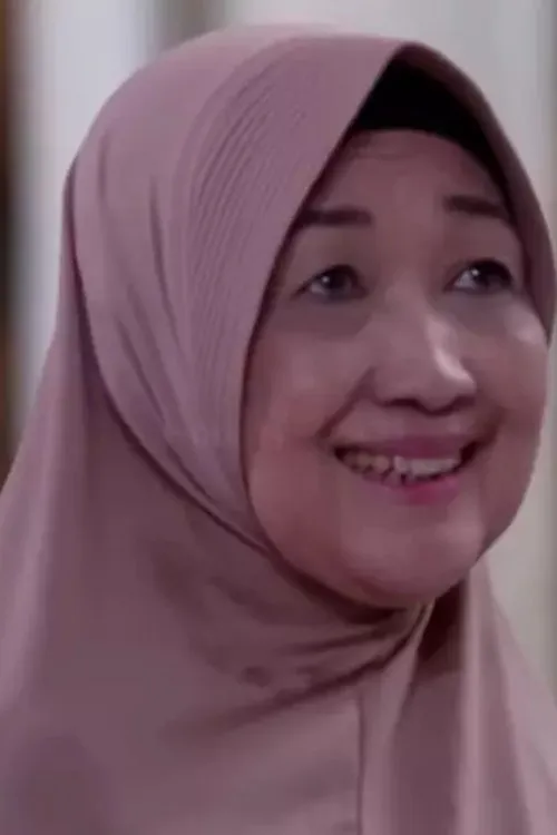 Ully Artha ha trabajado con Lina Budiarti en 4 ocasiones