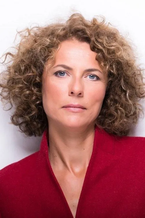 Foto de perfil del actor Linda Cerabolini en el reparto